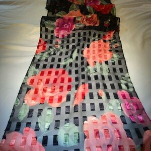 Floral Mesh  scarf with Black Grid Pattern